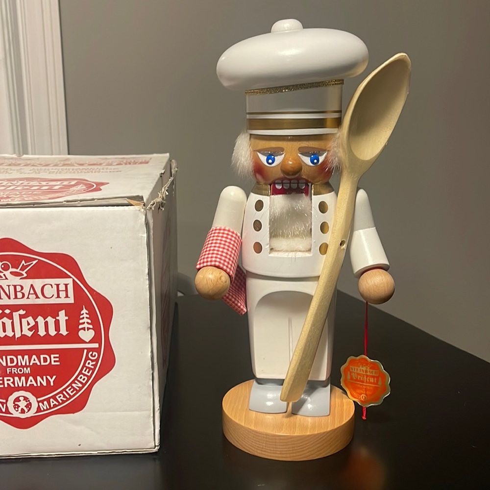Steinbach nutcracker Cook